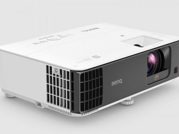 BENQ TK700STi ( 3000 lm / 4K )